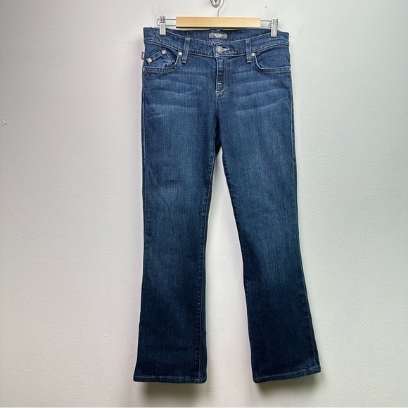 Rock & Republic Kasandra Mid Rise bootcut Mid Dark wash Jeans Size 29 - Picture 3 of 11
